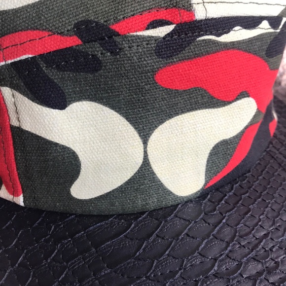 Camo hat - Picture 2 of 5